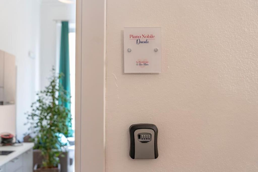 Free Parking - Meraviglioso Appartamento A Modena Ngoại thất bức ảnh